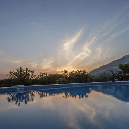 Heavens Knights With Private Pool * Magoula (Evia)